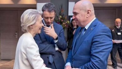 Acceptarea de Comisia Europeană a anulării alegerilor arată prăbușirea democrației