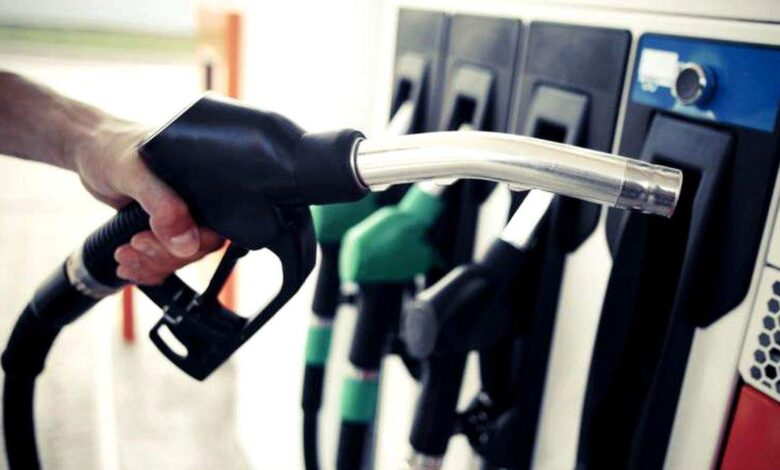 Americanii încep să resimtă războiul din Orientul Mijlociu. Prețul benzinei a depășit un prag psihologic