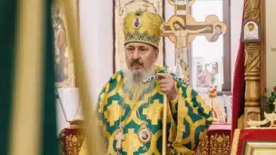 BOR, prinsă într-un nou scandal homosexual! Imagini indecente cu Mitropolitul Basarabiei au apărut pe canalele de Telegram