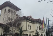 RAAPPS a făcut publice contractele de închiriere. Cât plătesc PNL, PSD și USR pe sediile de partid –