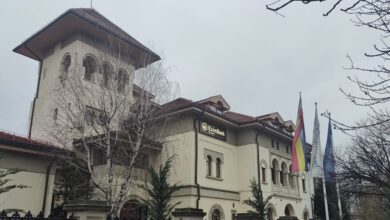 RAAPPS a făcut publice contractele de închiriere. Cât plătesc PNL, PSD și USR pe sediile de partid –